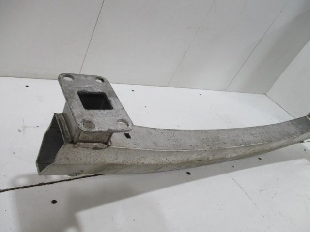 bontott PORSCHE CAYENNE Első Lökhárító Merevítő (Fém)