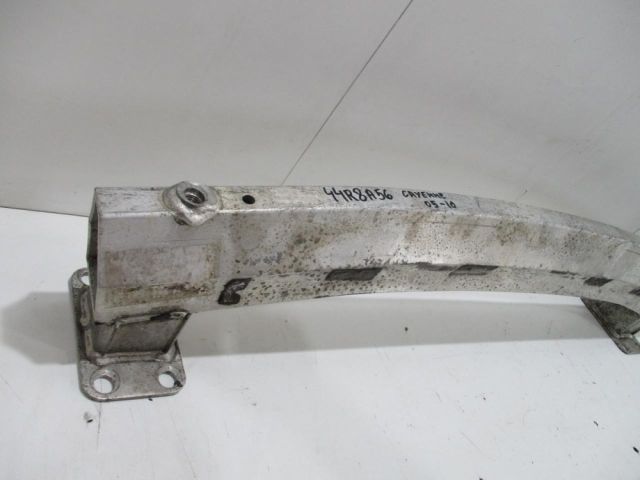 bontott PORSCHE CAYENNE Első Lökhárító Merevítő (Fém)