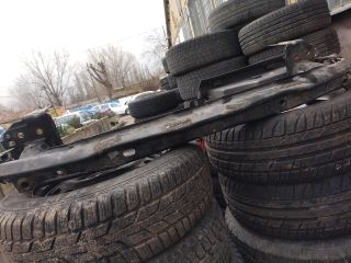 bontott PORSCHE CAYENNE Első Lökhárító Merevítő (Fém)