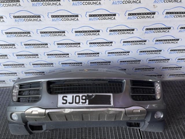 bontott PORSCHE CAYENNE Első Lökhárító (Üresen)