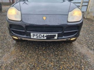 bontott PORSCHE CAYENNE Első Lökhárító (Üresen)