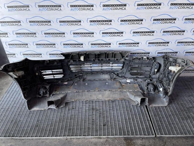 bontott PORSCHE CAYENNE Első Lökhárító (Üresen)