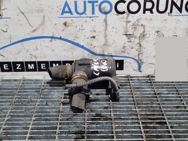 bontott PORSCHE CAYENNE Fűtéscsap