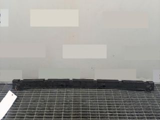 bontott PORSCHE CAYENNE Hátsó középső Lökhárító Tartó (Műanyag)