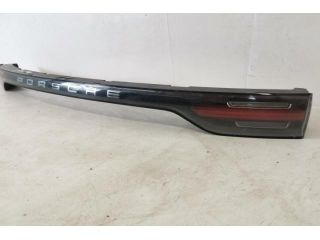 bontott PORSCHE CAYENNE Hátsó Lámpa Középső