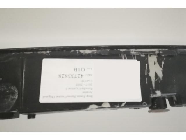 bontott PORSCHE CAYENNE Hátsó Lámpa Középső