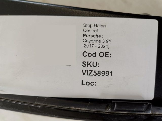 bontott PORSCHE CAYENNE Hátsó Lámpa Középső