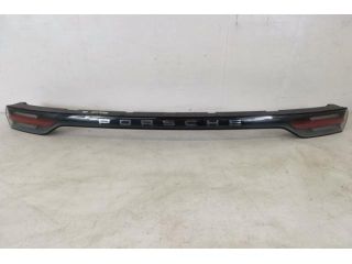 bontott PORSCHE CAYENNE Hátsó Lámpa Középső