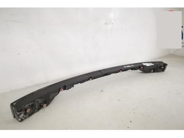 bontott PORSCHE CAYENNE Hátsó Lámpa Középső