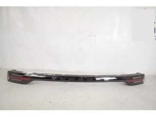 bontott PORSCHE CAYENNE Hátsó Lámpa Középső