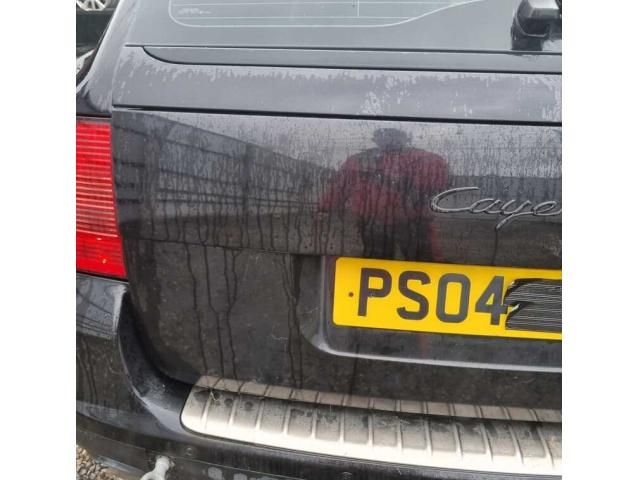 bontott PORSCHE CAYENNE Hátsó Lökhárító (Üresen)