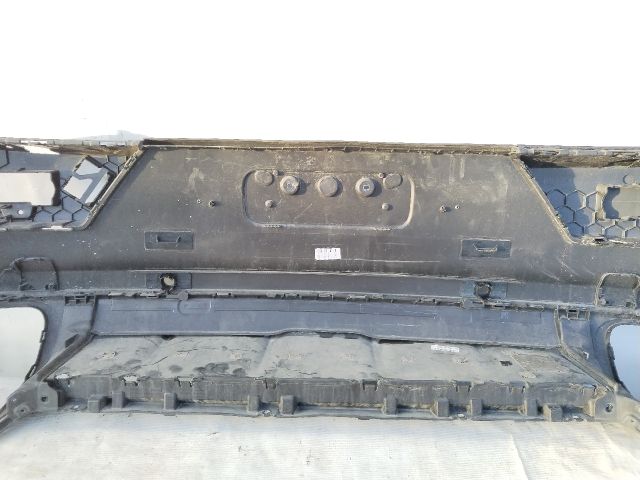 bontott PORSCHE CAYENNE Hátsó Lökhárító (Üresen)