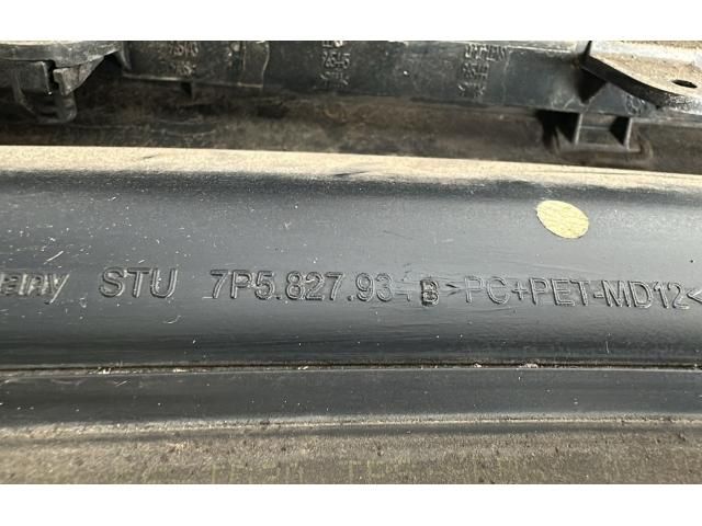 bontott PORSCHE CAYENNE Hátsó Szárny Légterelő