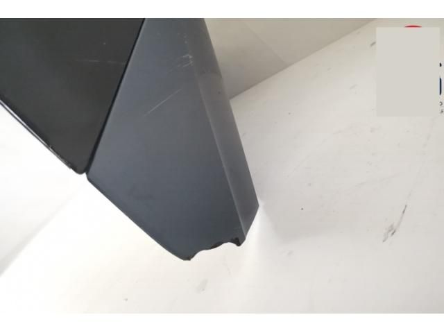 bontott PORSCHE CAYENNE Hátsó Szárny Légterelő