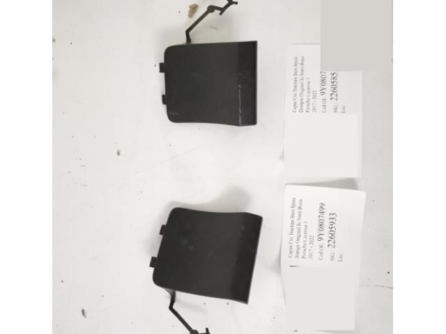 bontott PORSCHE CAYENNE Hátsó Vonószem Burkolat