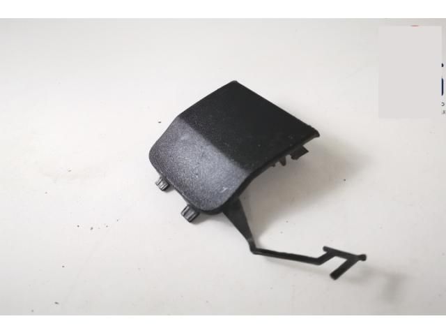 bontott PORSCHE CAYENNE Hátsó Vonószem Burkolat