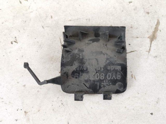 bontott PORSCHE CAYENNE Hátsó Vonószem Burkolat