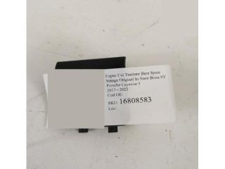 bontott PORSCHE CAYENNE Hátsó Vonószem Burkolat