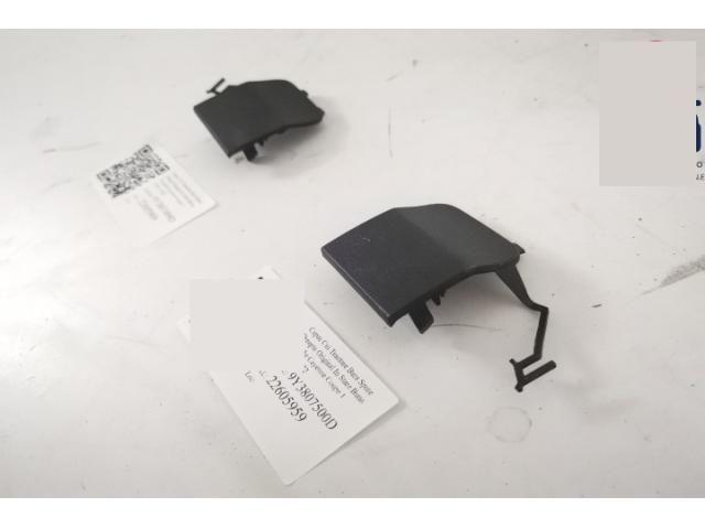 bontott PORSCHE CAYENNE Hátsó Vonószem Burkolat