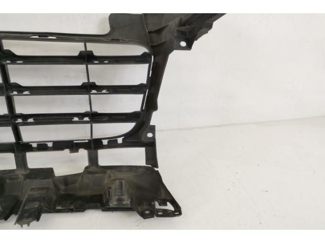 bontott PORSCHE CAYENNE Hűtőrács