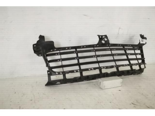 bontott PORSCHE CAYENNE Hűtőrács