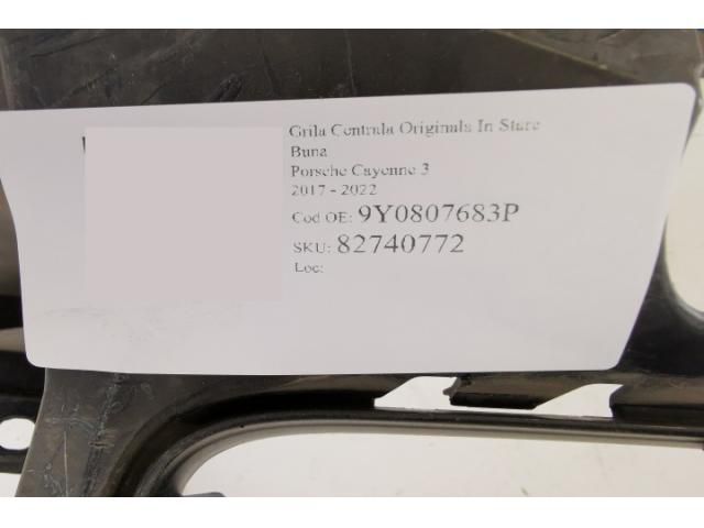 bontott PORSCHE CAYENNE Hűtőrács