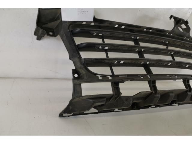 bontott PORSCHE CAYENNE Hűtőrács