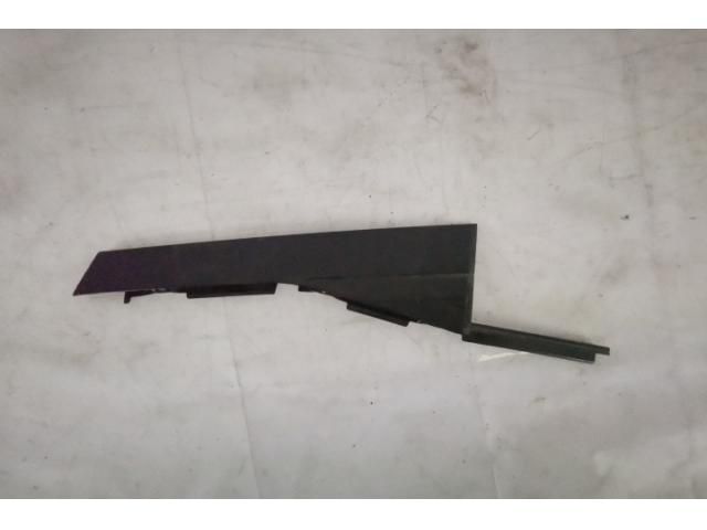 bontott PORSCHE CAYENNE Jobb B Oszlop Burkolat