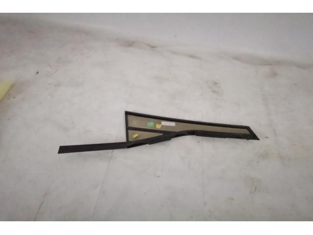 bontott PORSCHE CAYENNE Jobb B Oszlop Burkolat