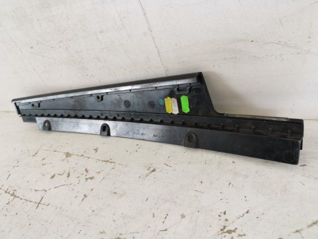 bontott PORSCHE CAYENNE Jobb B Oszlop Burkolat