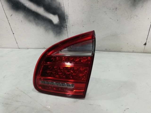 bontott PORSCHE CAYENNE Jobb Belső Hátsó Lámpa