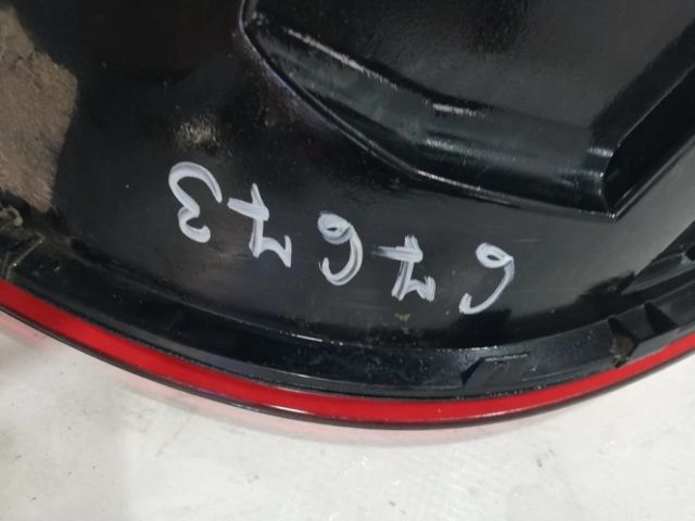 bontott PORSCHE CAYENNE Jobb Belső Hátsó Lámpa