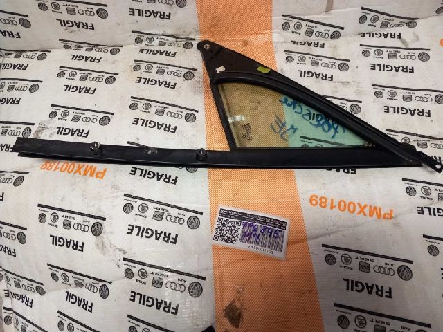 bontott PORSCHE CAYENNE Jobb első Ablak