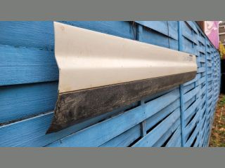 bontott PORSCHE CAYENNE Jobb első Ajtó Díszléc