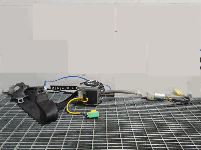 bontott PORSCHE CAYENNE Jobb első Biztonsági Öv