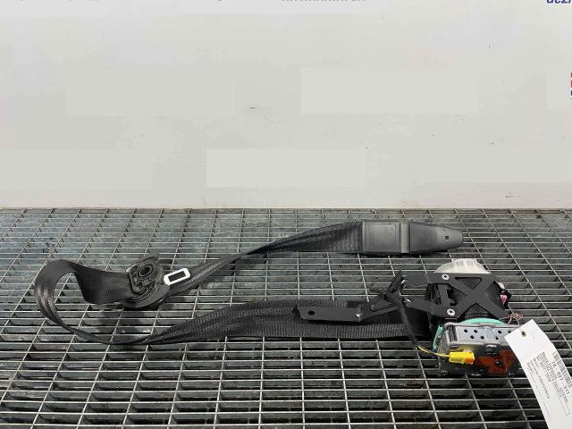 bontott PORSCHE CAYENNE Jobb első Biztonsági Öv