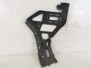 bontott PORSCHE CAYENNE Jobb első Lökhárító Tartó (Műanyag)