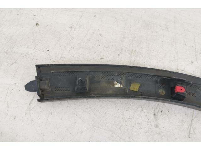 bontott PORSCHE CAYENNE Jobb első Sárvédő Díszléc