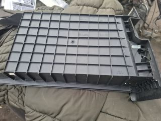 bontott PORSCHE CAYENNE Jobb első Tároló Rekesz