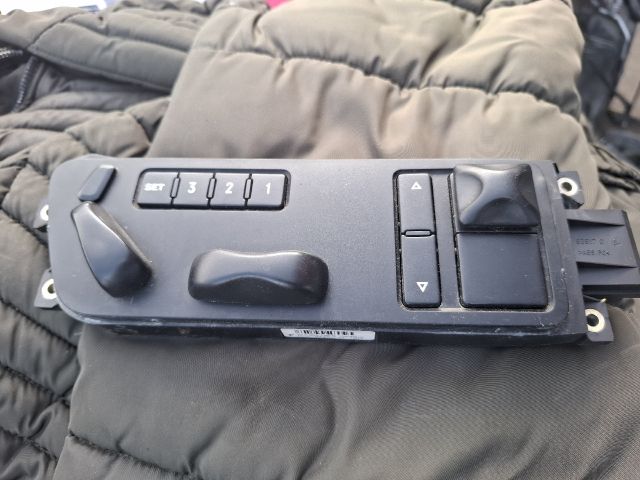 bontott PORSCHE CAYENNE Jobb első Ülésállító Kapcsoló