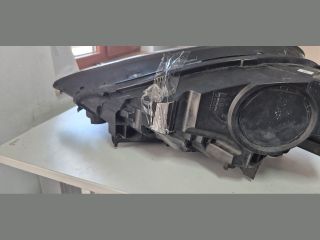 bontott PORSCHE CAYENNE Jobb Fényszóró