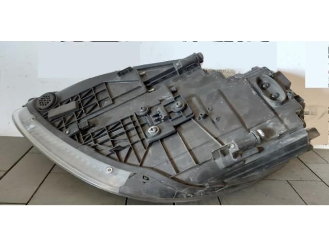 bontott PORSCHE CAYENNE Jobb Fényszóró