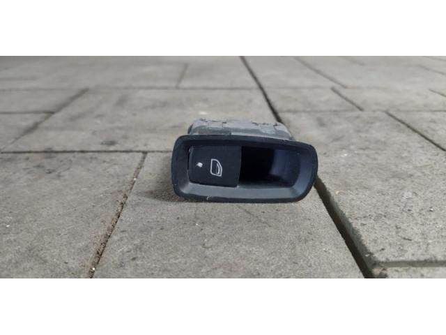 bontott PORSCHE CAYENNE Jobb hátsó Ablakemelő Kapcsoló