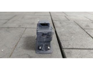 bontott PORSCHE CAYENNE Jobb hátsó Ablakemelő Kapcsoló