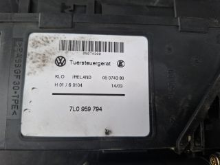 bontott PORSCHE CAYENNE Jobb hátsó Ablakemelő Motor