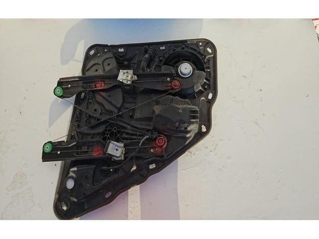 bontott PORSCHE CAYENNE Jobb hátsó Ablakemelő Szerkezet (Elektromos)