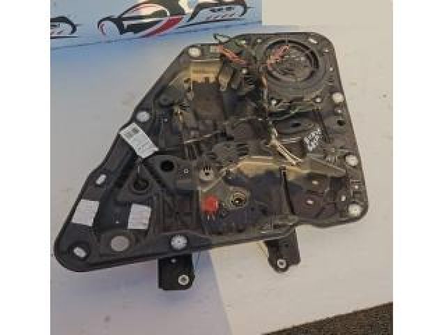 bontott PORSCHE CAYENNE Jobb hátsó Ablakemelő Szerkezet (Elektromos)