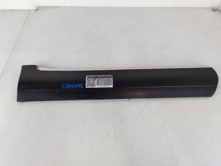 bontott PORSCHE CAYENNE Jobb hátsó Ajtó Díszléc