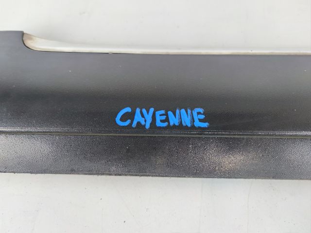 bontott PORSCHE CAYENNE Jobb hátsó Ajtó Díszléc