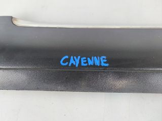 bontott PORSCHE CAYENNE Jobb hátsó Ajtó Díszléc